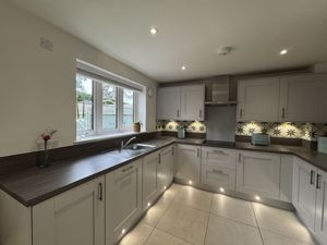 Kitchen- click for photo gallery